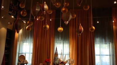 Four Essentials for an Epic Office Party on a Budget (and Why You Should Throw One) -